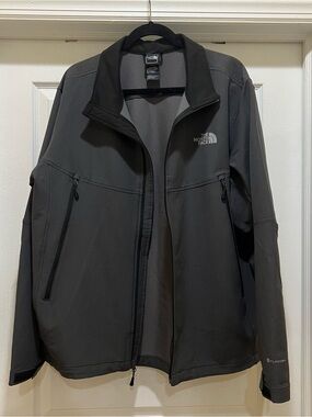 The North Face men’s rdt soft shell jacket size xl